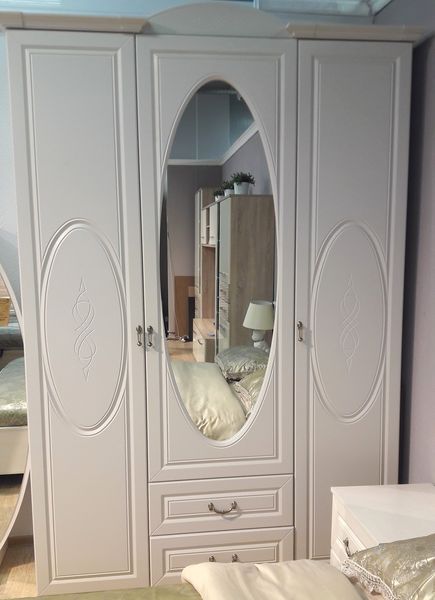 шкаф верона 3-дверный с карнизом Европейская Мебель: https://www.evromebelnn.ru/